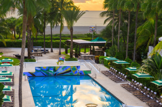Kimpton Surfcomber Hotel